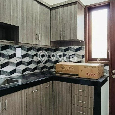 Rumah Luas Asri 3 KT Siap Pakai di Pondok Bambu Jakarta Timur Rumah Luas Asri 3 KT Siap Pakai di Pondok Bambu Jakarta Timur