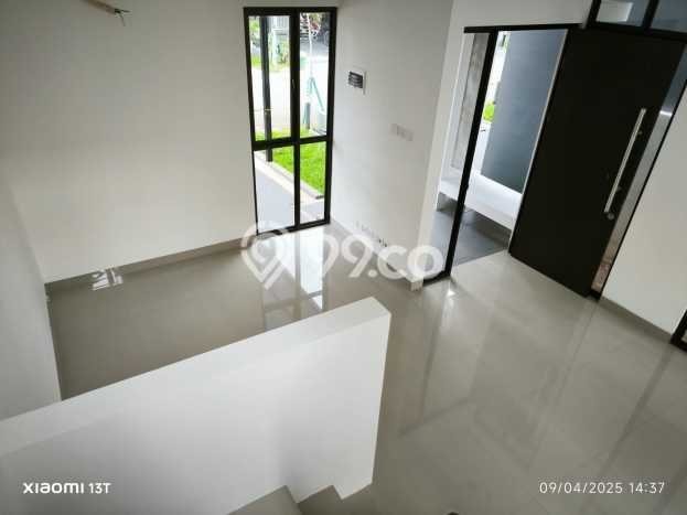 HUNIAN IMPIAN! Rumah area Cakung, 2 KT, Free Banjir, LT 102m² LB 69m² HUNIAN IMPIAN! Rumah area Cakung, 2 KT, Free Banjir, LT 102m² LB 69m²