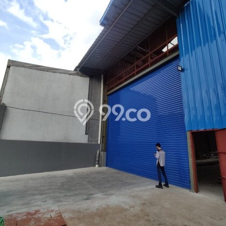 AREA BISNIS! Gudang Kawasan Harapan Indah, Luas 384m², Jalan Utama, Strategis AREA BISNIS! Gudang Kawasan Harapan Indah, Luas 384m², Jalan Utama, Strategis