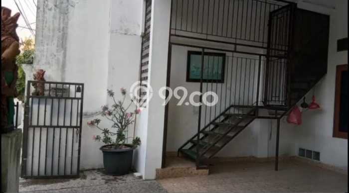 Dijual Rumah Premium dengan Fasilitas Sekitar Komplit di Pulo Gadung, Jakarta Timur Dijual Rumah Premium dengan Fasilitas Sekitar Komplit di Pulo Gadung, Jakarta Timur