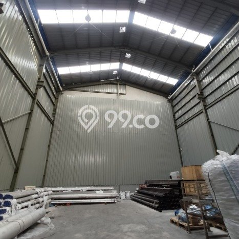 AREA BISNIS! Gudang Kawasan Harapan Indah, Luas 384m², Jalan Utama, Strategis AREA BISNIS! Gudang Kawasan Harapan Indah, Luas 384m², Jalan Utama, Strategis