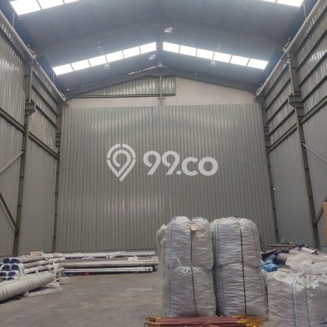 AREA BISNIS! Gudang Kawasan Harapan Indah, Luas 384m², Jalan Utama, Strategis AREA BISNIS! Gudang Kawasan Harapan Indah, Luas 384m², Jalan Utama, Strategis
