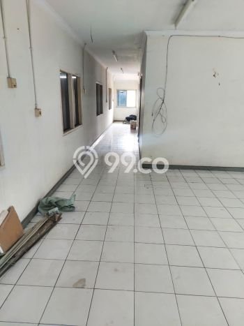 AREA BISNIS! Gudang di Cilodong, Luas 1700m², Lokasi Premium AREA BISNIS! Gudang di Cilodong, Luas 1700m², Lokasi Premium