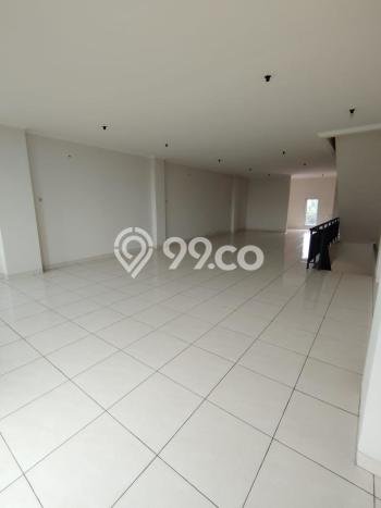 Disewakan Ruko komersial di Kelapa Gading luas bangunan 360m2 Disewakan Ruko komersial di Kelapa Gading luas bangunan 360m2