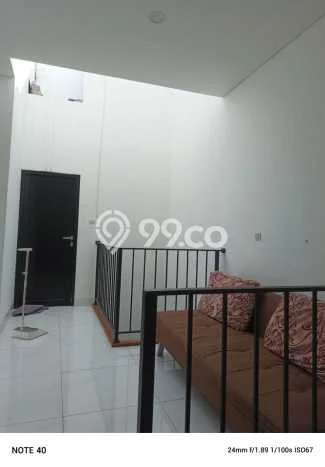 Rumah Mewah LB 270m2 Siap Huni Desain Elegan di BSD Neo Catalonia, Tangerang Rumah Mewah LB 270m2 Siap Huni Desain Elegan di BSD Neo Catalonia, Tangerang