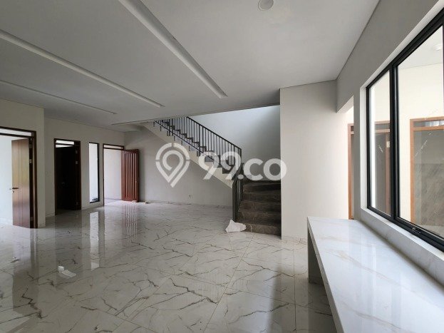 Hunian Mewah Dijual LT 126m2 di Batununggal, Bandung Hunian Mewah Dijual LT 126m2 di Batununggal, Bandung