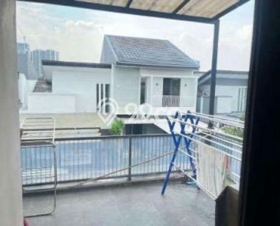 Rumah Modern Cantik 4 Kamar Siap Huni di BSD Rumah Modern Cantik 4 Kamar Siap Huni di BSD