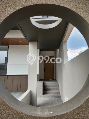 Jual Rumah Luas Elegan Dengan View Eksklusif di Setra Duta, Bandung Jual Rumah Luas Elegan Dengan View Eksklusif di Setra Duta, Bandung