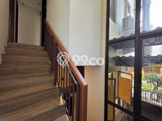 Rumah Luas Asri 4 KT Siap Pakai di BSD Green Wich Tangerang Rumah Luas Asri 4 KT Siap Pakai di BSD Green Wich Tangerang