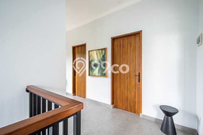 Vila Kawasan , Luas 210m2m², Dekat Mudah Pusat Kota Vila Kawasan , Luas 210m2m², Dekat Mudah Pusat Kota