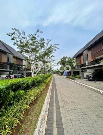 Jual Rumah Luas Megah Dengan View Eksklusif di BSD Green Wich, Tangerang Jual Rumah Luas Megah Dengan View Eksklusif di BSD Green Wich, Tangerang
