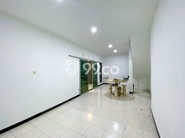 Jual Rumah Mewah Elegan Dengan View Eksklusif di Bintaro, Tangerang Selatan Jual Rumah Mewah Elegan Dengan View Eksklusif di Bintaro, Tangerang Selatan