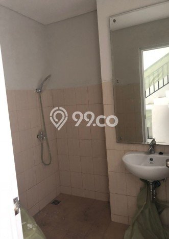 Ruko bagus disewakan di Cakung Jakarta Timur dengan LB 256m2 harga sewa terbaik Ruko bagus disewakan di Cakung Jakarta Timur dengan LB 256m2 harga sewa terbaik