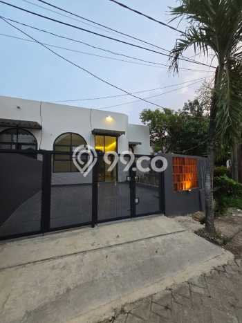Dijual Rumah 3 Kamar Lokasi Strategis Nyaman dan Strategis di Mustikajaya Dijual Rumah 3 Kamar Lokasi Strategis Nyaman dan Strategis di Mustikajaya