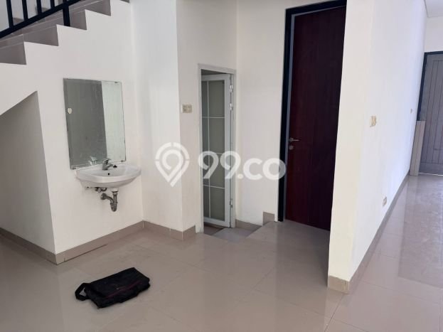Dijual Rumah Premium dengan Fasilitas Sekitar Lengkap di Cakung, Jakarta Timur Dijual Rumah Premium dengan Fasilitas Sekitar Lengkap di Cakung, Jakarta Timur