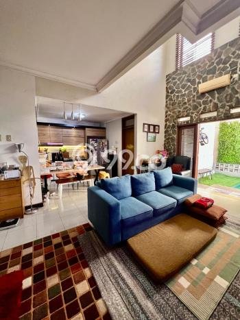 Dijual Rumah Mewah Elegan Dengan View Cantik di Bekasi Kota, Bekasi Dijual Rumah Mewah Elegan Dengan View Cantik di Bekasi Kota, Bekasi