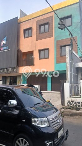 Ruko Disewa di Jatisampurna, Bekasi, LT 187m2 / LB 480m2 Ruko Disewa di Jatisampurna, Bekasi, LT 187m2 / LB 480m2