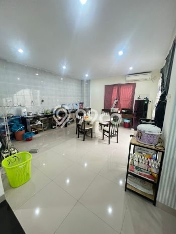 For Sale! Luxury House LT 160m2 Desain Modern di Batam Centre For Sale! Luxury House LT 160m2 Desain Modern di Batam Centre
