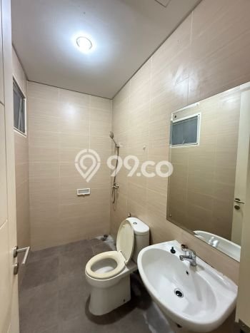 Bisa KPR! Rumah Strategis area Batam Centre, Luas 126m2m² LB 112m2m² Bisa KPR! Rumah Strategis area Batam Centre, Luas 126m2m² LB 112m2m²