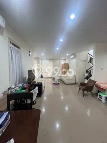 For Sale! Luxury House LT 160m2 Desain Modern di Batam Centre For Sale! Luxury House LT 160m2 Desain Modern di Batam Centre