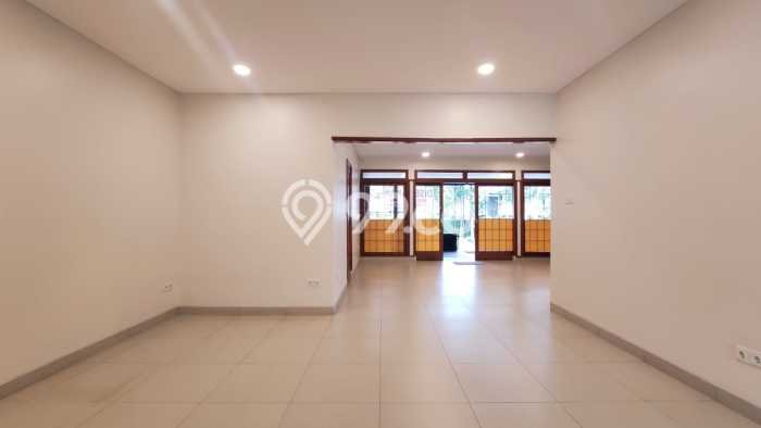Disewakan! Rumah 3 Kamar Tidur &
2 Kamar Mandi di Dago, Bandung Disewakan! Rumah 3 Kamar Tidur &
2 Kamar Mandi di Dago, Bandung