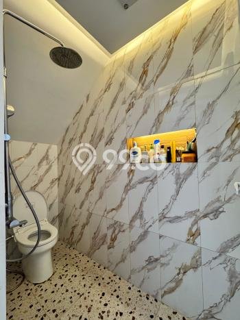 BEST INVESTMENT! Rumah di , LT 132m2m² Bangunan 200m2m² BEST INVESTMENT! Rumah di , LT 132m2m² Bangunan 200m2m²