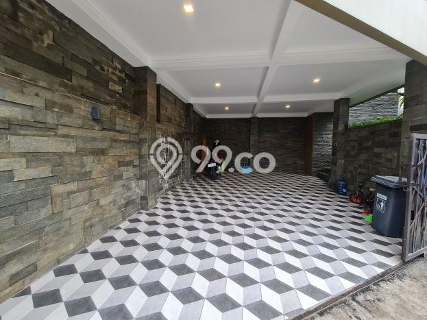 BEST INVESTMENT! Rumah di , LT 132m2m² Bangunan 200m2m² BEST INVESTMENT! Rumah di , LT 132m2m² Bangunan 200m2m²