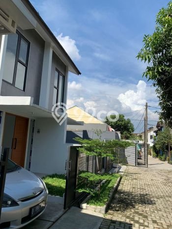 Rumah Minimalis 3 Kamar LT 84m2 di Kopo Rumah Minimalis 3 Kamar LT 84m2 di Kopo