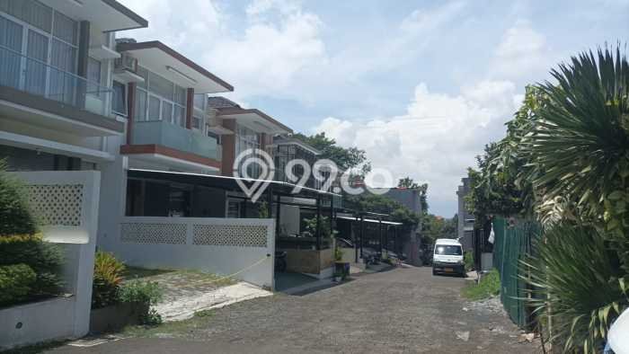 Rumah Minimalis 4 Kamar LT 144m2 di Sariwangi Rumah Minimalis 4 Kamar LT 144m2 di Sariwangi