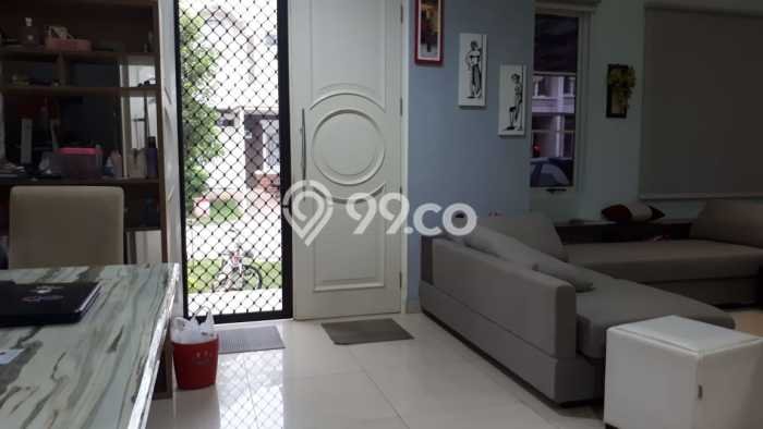 Rumah Elit Modern Tanpa Renovasi di Green Lake City Jakarta Barat Rumah Elit Modern Tanpa Renovasi di Green Lake City Jakarta Barat