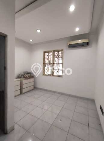 Rumah Strategis Minimalis Lb 100m2 di BSD Nusaloka, Tangerang Rumah Strategis Minimalis Lb 100m2 di BSD Nusaloka, Tangerang