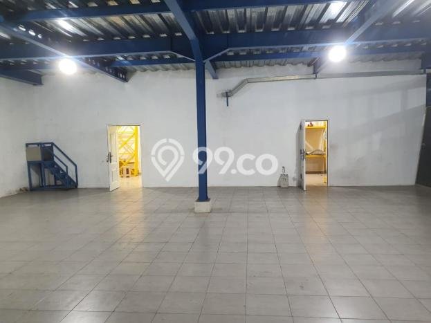 Dijual Gudang Kawasan Strategis Kawasan Cimone, Luas 572m², Jalan Utama Dijual Gudang Kawasan Strategis Kawasan Cimone, Luas 572m², Jalan Utama