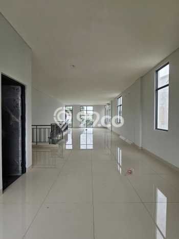 Dijual! Ruko di Gading Serpong Tangerang LT 108m2 / LB 326m2 Kawasan Bisnis Dijual! Ruko di Gading Serpong Tangerang LT 108m2 / LB 326m2 Kawasan Bisnis