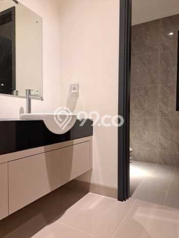 Dijual Rumah Premium dengan Fasilitas Sekitar Lengkap di Gading Serpong, Tangerang Dijual Rumah Premium dengan Fasilitas Sekitar Lengkap di Gading Serpong, Tangerang