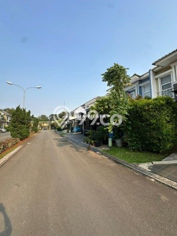 Jual Rumah Mewah Megah Dengan View Cantik di Gading Serpong, Tangerang Jual Rumah Mewah Megah Dengan View Cantik di Gading Serpong, Tangerang