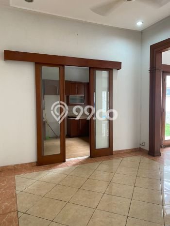 Siap Huni Rumah Mewah 5 Kamar di Pasar Minggu Dekat ke Mana Saja Siap Huni Rumah Mewah 5 Kamar di Pasar Minggu Dekat ke Mana Saja