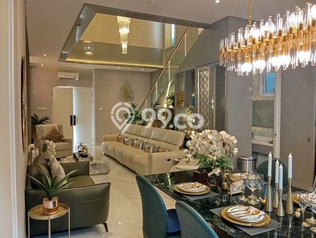 Hunian Elit LB 284m2 Siap Huni Desain Elegan di Gading Serpong, Tangerang Hunian Elit LB 284m2 Siap Huni Desain Elegan di Gading Serpong, Tangerang
