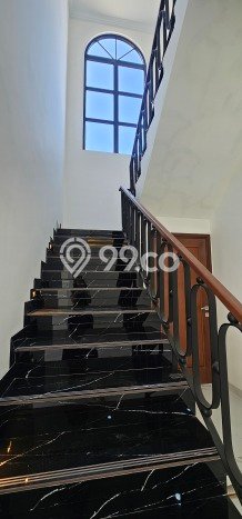 Rumah Eksklusif Dijual LT 232m2 di BSD The Icon, Tangerang Rumah Eksklusif Dijual LT 232m2 di BSD The Icon, Tangerang