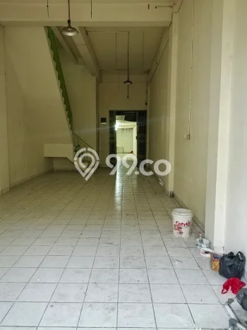 FOR RENT! Ruko di Jembatan Lima Cocok untuk Bisnis 306m2 FOR RENT! Ruko di Jembatan Lima Cocok untuk Bisnis 306m2