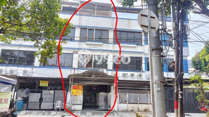 Ruko Kawasan , Luas 202m2m², Jalan Utama, Area Strategis Ruko Kawasan , Luas 202m2m², Jalan Utama, Area Strategis