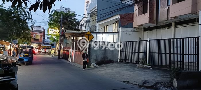 Ruko Kawasan , Luas 184m2m², Mainroad, Area Ramai Ruko Kawasan , Luas 184m2m², Mainroad, Area Ramai