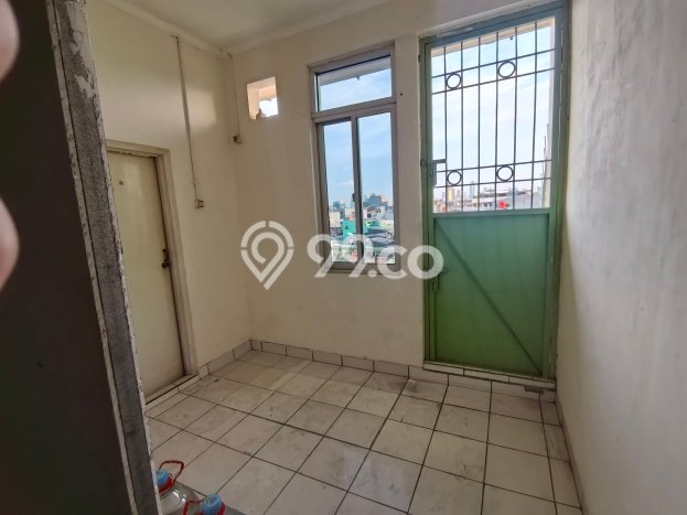 FOR RENT! Ruko di Jembatan Lima Cocok untuk Bisnis 306m2 FOR RENT! Ruko di Jembatan Lima Cocok untuk Bisnis 306m2