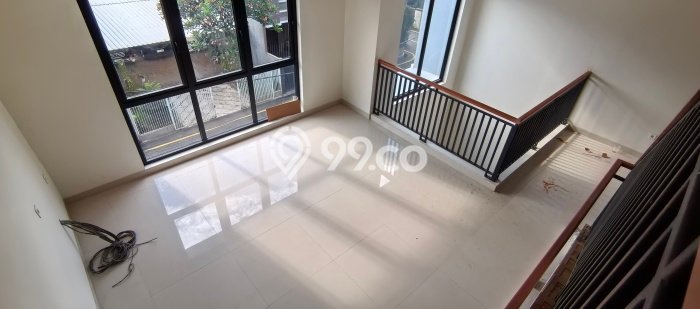 Siap Huni Hunian Elit 4 Kamar di Palmerah Dekat ke Mana Saja Siap Huni Hunian Elit 4 Kamar di Palmerah Dekat ke Mana Saja