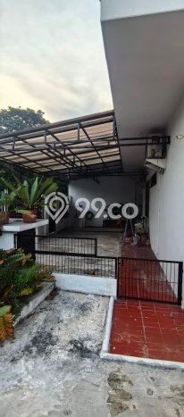 Hunian Elit LB 210m2 Siap Pakai Desain Elegan di Kedoya, Jakarta Barat Hunian Elit LB 210m2 Siap Pakai Desain Elegan di Kedoya, Jakarta Barat