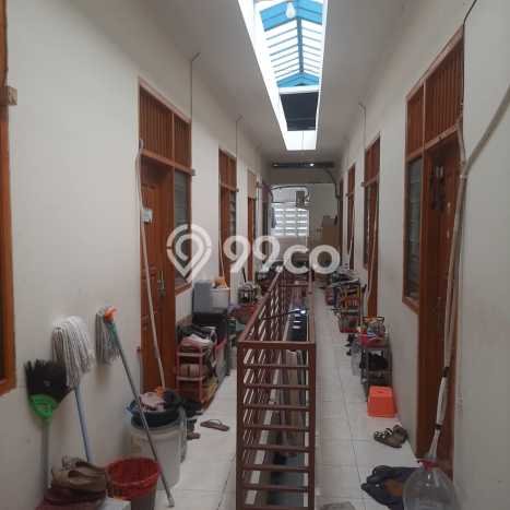 Ready to Use! Premium House LT 310m2 Desain Elegan di Tanjung Duren Utara Ready to Use! Premium House LT 310m2 Desain Elegan di Tanjung Duren Utara