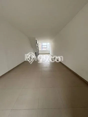 Ruko Kawasan Strategis di , Luas 179m2m², Jalan Raya Ruko Kawasan Strategis di , Luas 179m2m², Jalan Raya