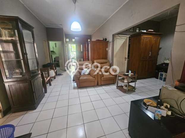 Rumah Luas Asri 4 KT Siap Huni di BSD Griya Loka Tangerang Rumah Luas Asri 4 KT Siap Huni di BSD Griya Loka Tangerang