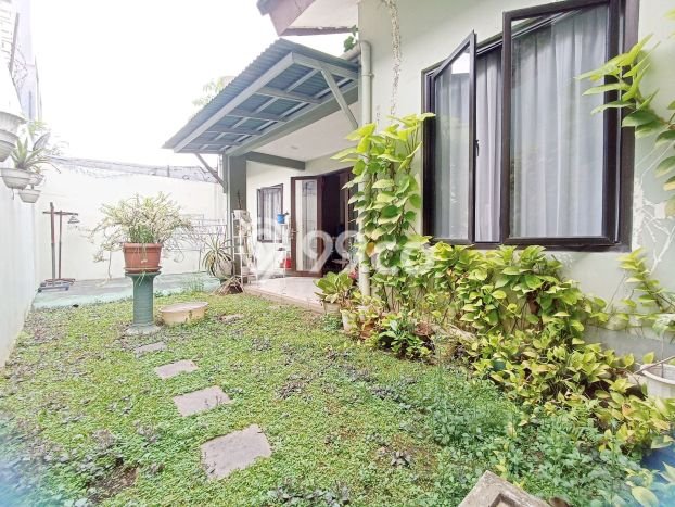 Dijual Rumah Luas Elegan Dengan View Eksklusif di BSD Kencana Loka, Tangerang Dijual Rumah Luas Elegan Dengan View Eksklusif di BSD Kencana Loka, Tangerang