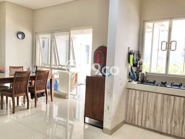 Rumah Elit LB 148m2 Siap Pakai Desain Elegan di BSD The Savia, Tangerang Rumah Elit LB 148m2 Siap Pakai Desain Elegan di BSD The Savia, Tangerang