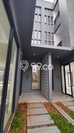 Lokasi Strategis! Dijual Ruko Bisnis di BSD, Tangerang Selatan Kondisi Baik Lokasi Strategis! Dijual Ruko Bisnis di BSD, Tangerang Selatan Kondisi Baik
